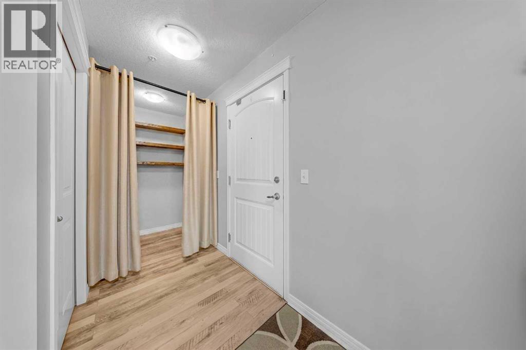 3206, 10 Country Village Park, Calgary, Alberta  T3K 0W5 - Photo 3 - A2338732