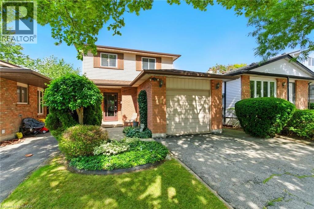 39 Megna Court, Hamilton, Ontario  L9C 6Y6 - Photo 2 - 40851397