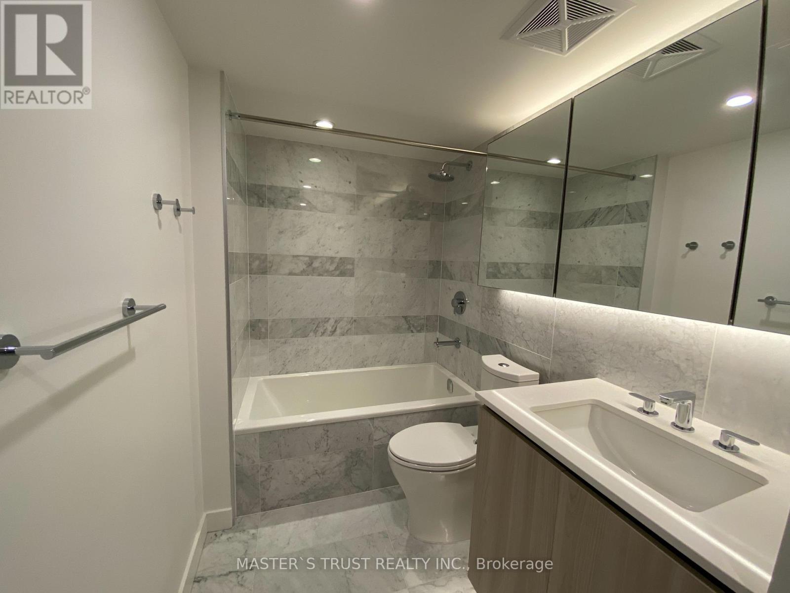 716 - 17 Bathurst Street, Toronto, Ontario  M5V 0N1 - Photo 11 - C13711504