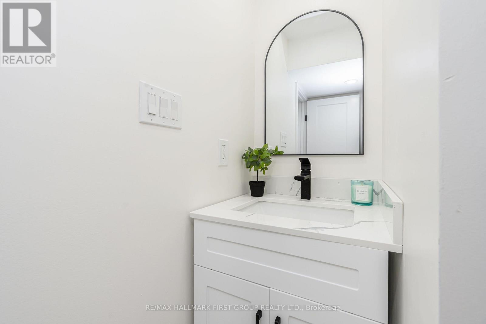 969 Applegrove Avenue, Oshawa, Ontario L1H 1S5 - Photo 23 - E13711554