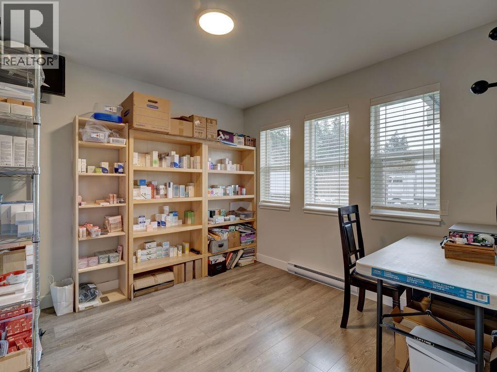 1028 Celia Crescent, Gibsons, British Columbia  V0N 1V7 - Photo 21 - R3158692