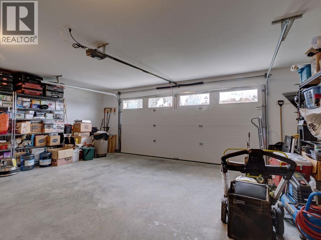 1028 Celia Crescent, Gibsons, British Columbia  V0N 1V7 - Photo 23 - R3158692