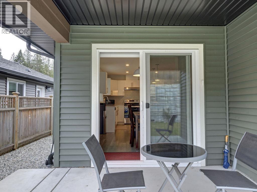 1028 Celia Crescent, Gibsons, British Columbia  V0N 1V7 - Photo 25 - R3158692