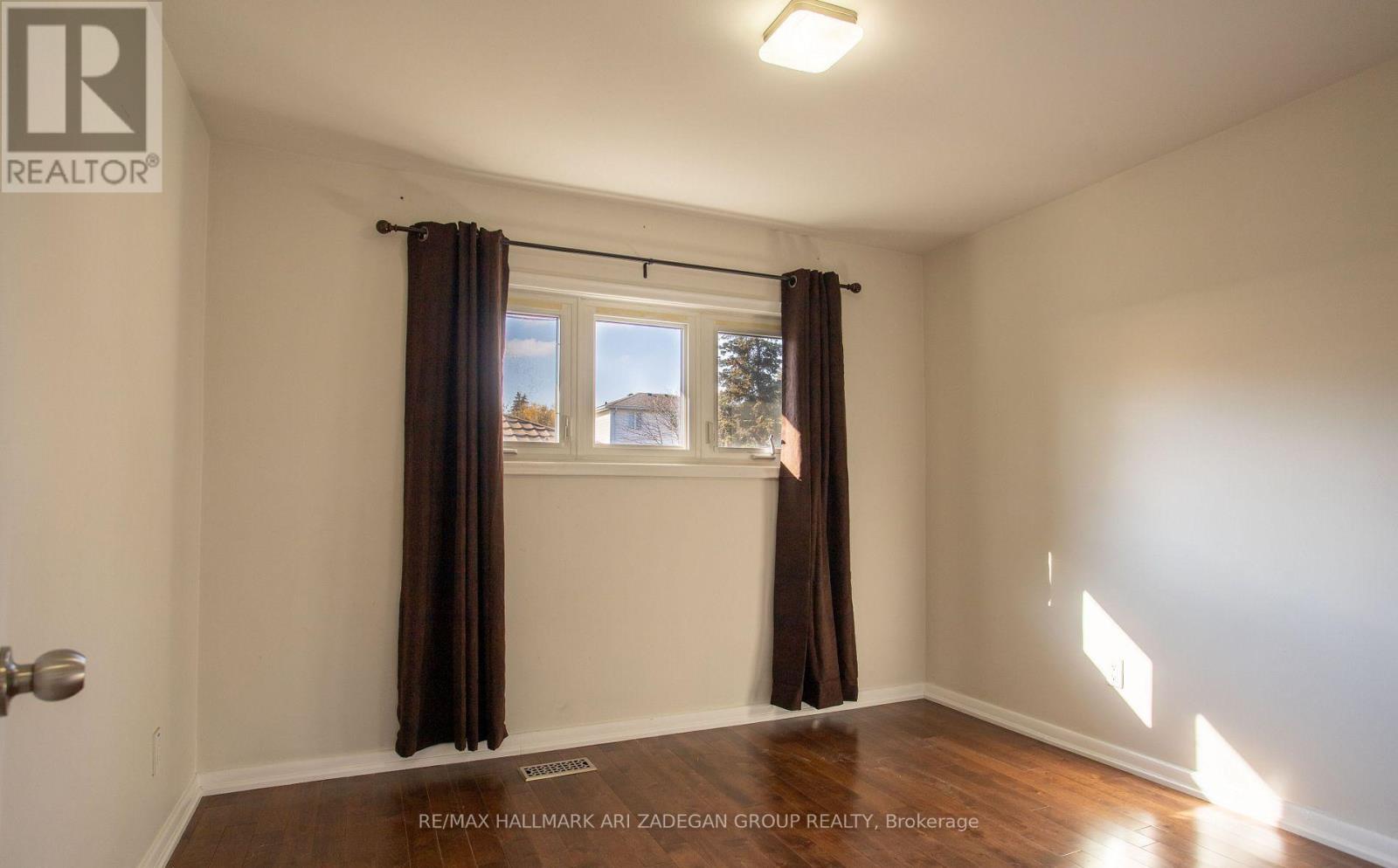 210 Harrygan Crescent, Richmond Hill, Ontario L4C 4J1 - Photo 20 - N13711468