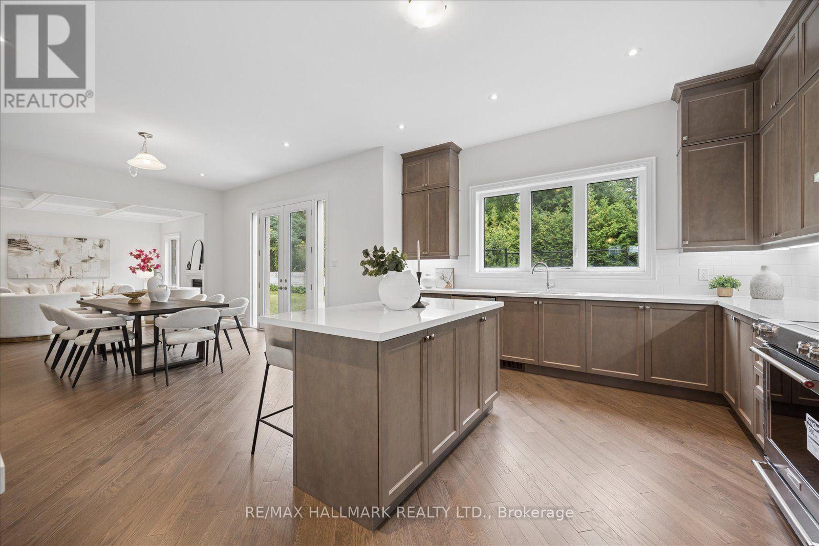 72 Silk Twist Drive, East Gwillimbury, Ontario  L9N 0W4 - Photo 11 - N13711528