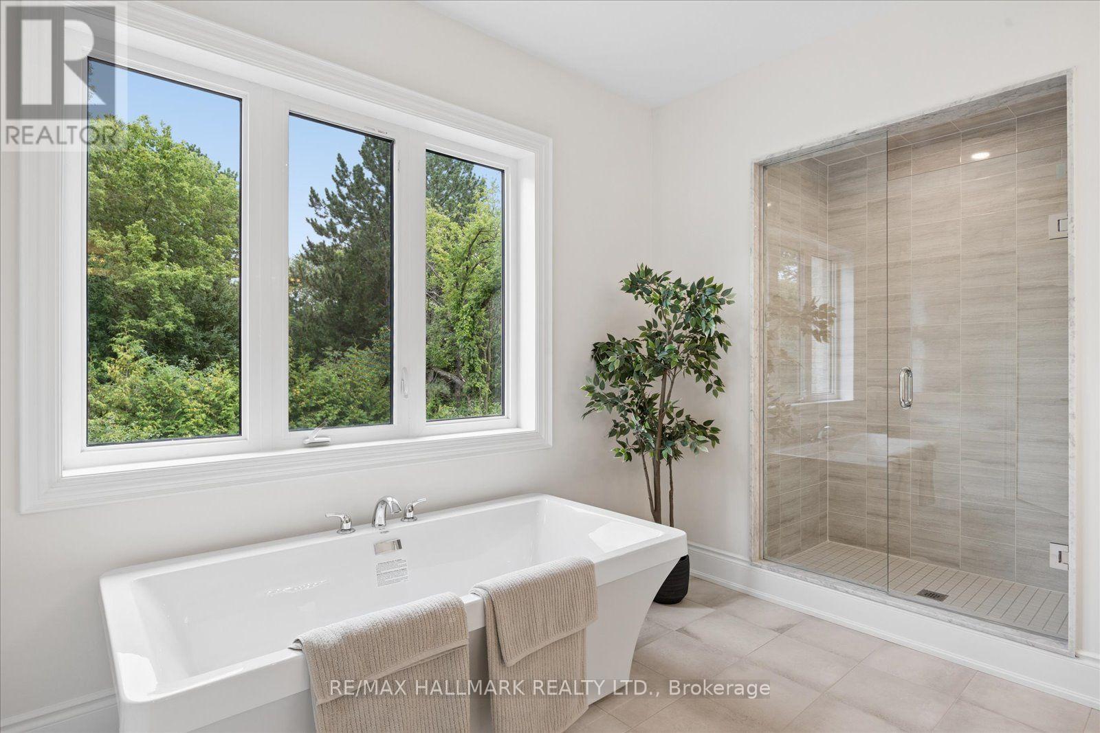 72 Silk Twist Drive, East Gwillimbury, Ontario  L9N 0W4 - Photo 24 - N13711528