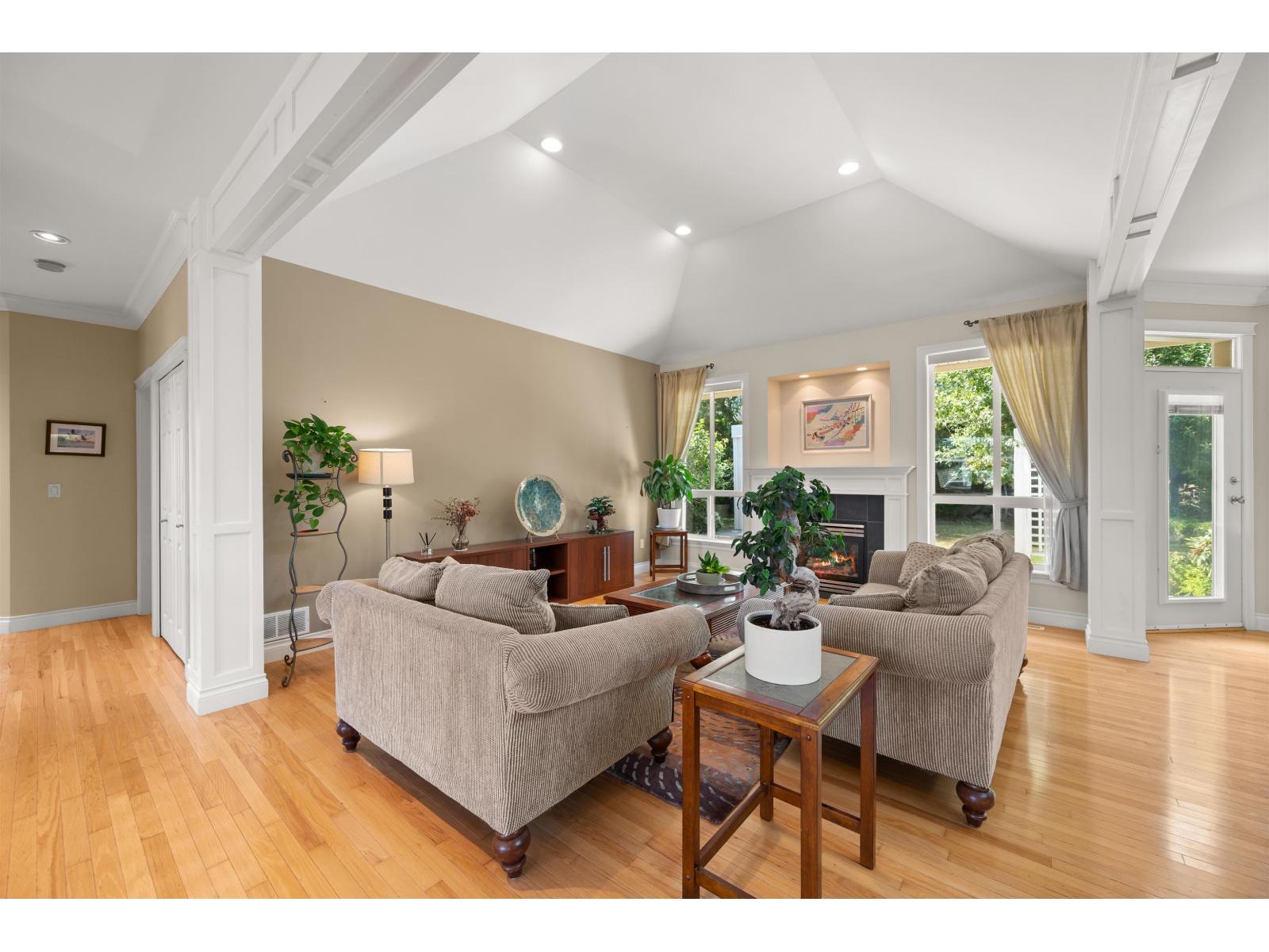 2507 Eagle Mountain Drive, Abbotsford, British Columbia  V3G 3A1 - Photo 4 - R3156175