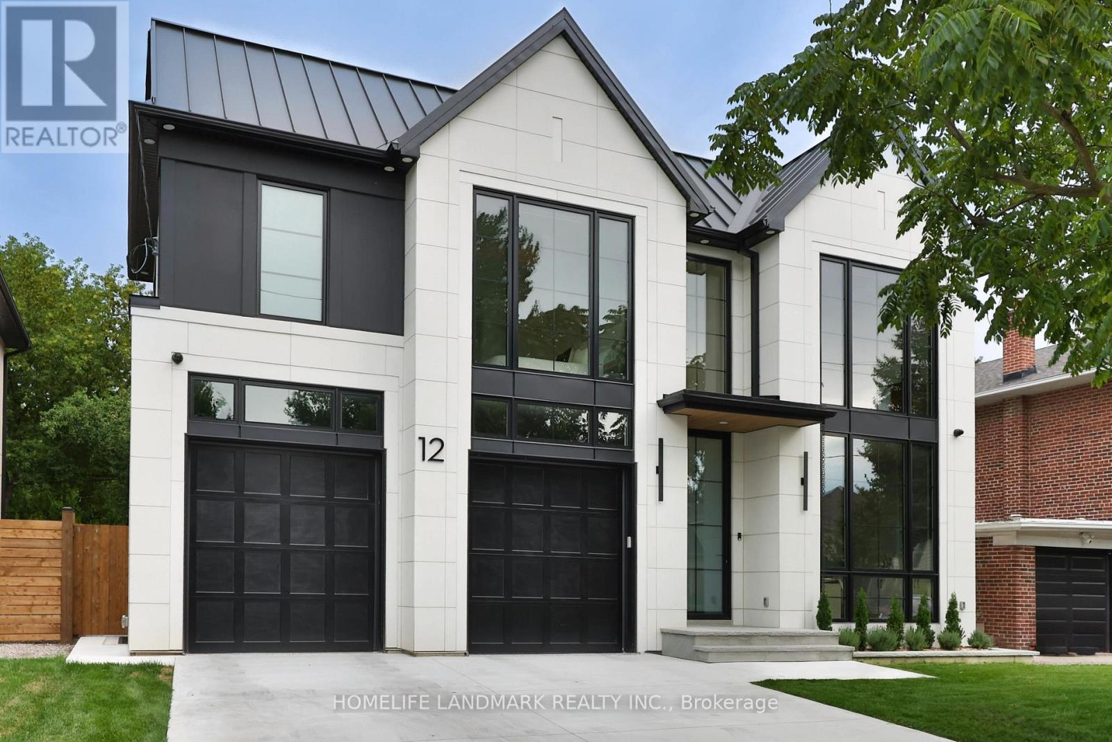 12 Bernice Avenue, Toronto, Ontario  M8Y 1Z6 - Photo 1 - W13711474