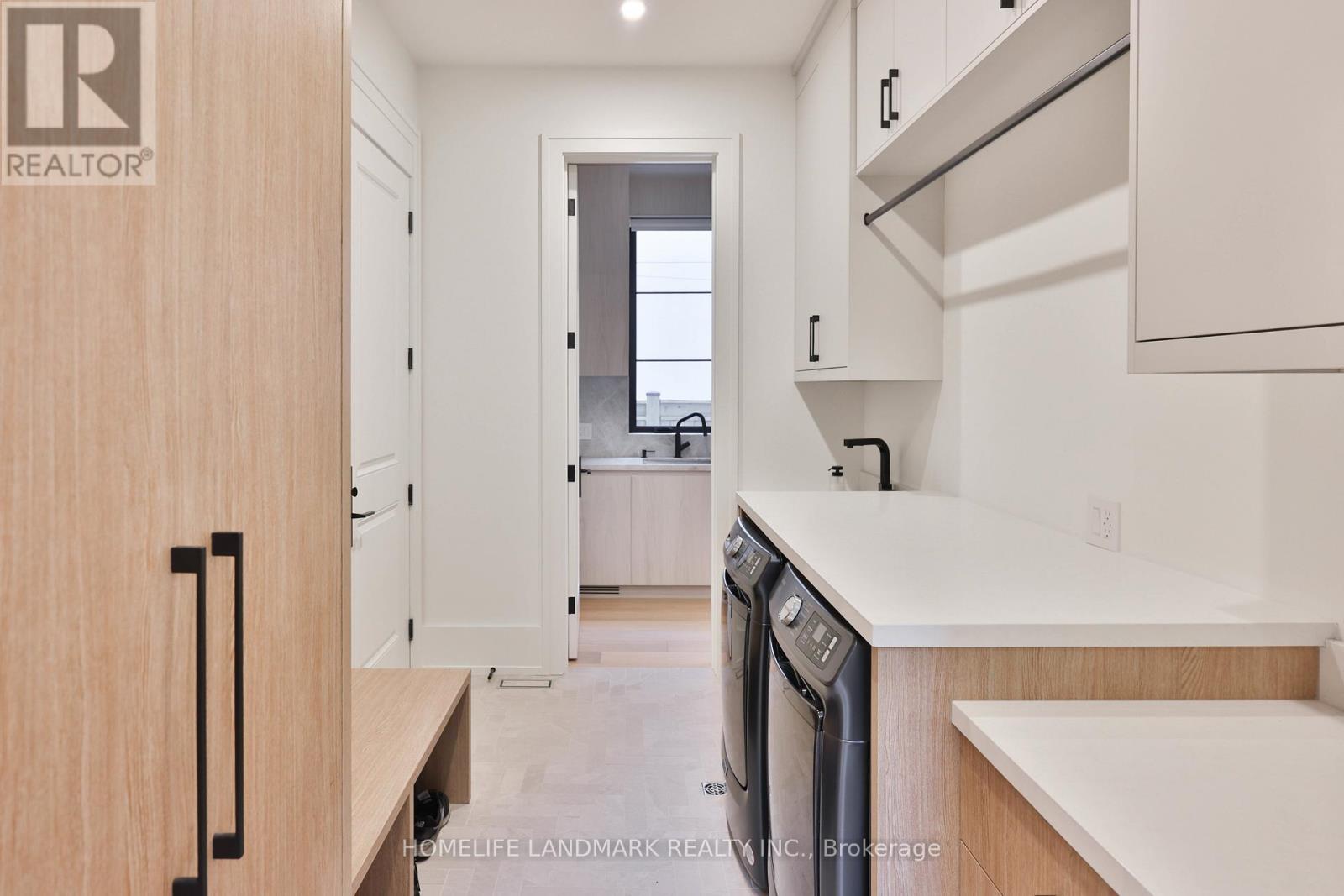 12 Bernice Avenue, Toronto, Ontario  M8Y 1Z6 - Photo 26 - W13711474