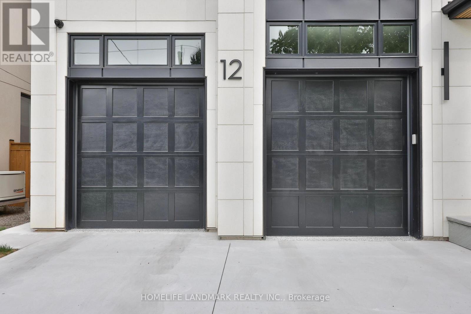 12 Bernice Avenue, Toronto, Ontario  M8Y 1Z6 - Photo 4 - W13711474
