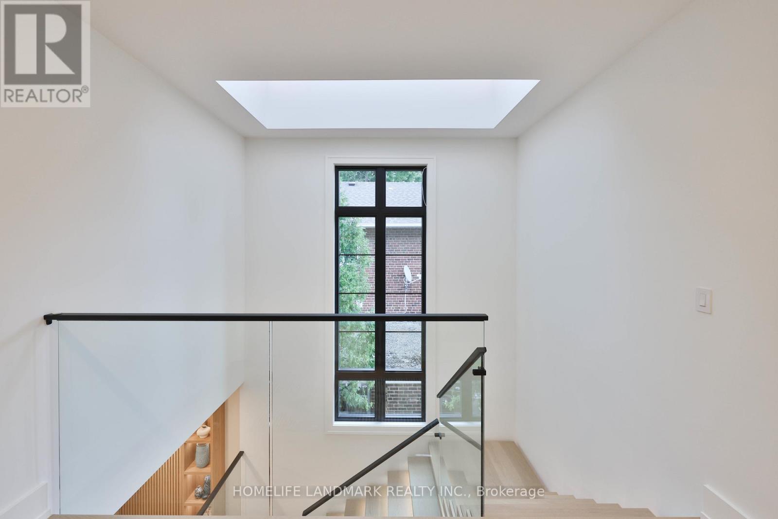 12 Bernice Avenue, Toronto, Ontario  M8Y 1Z6 - Photo 41 - W13711474