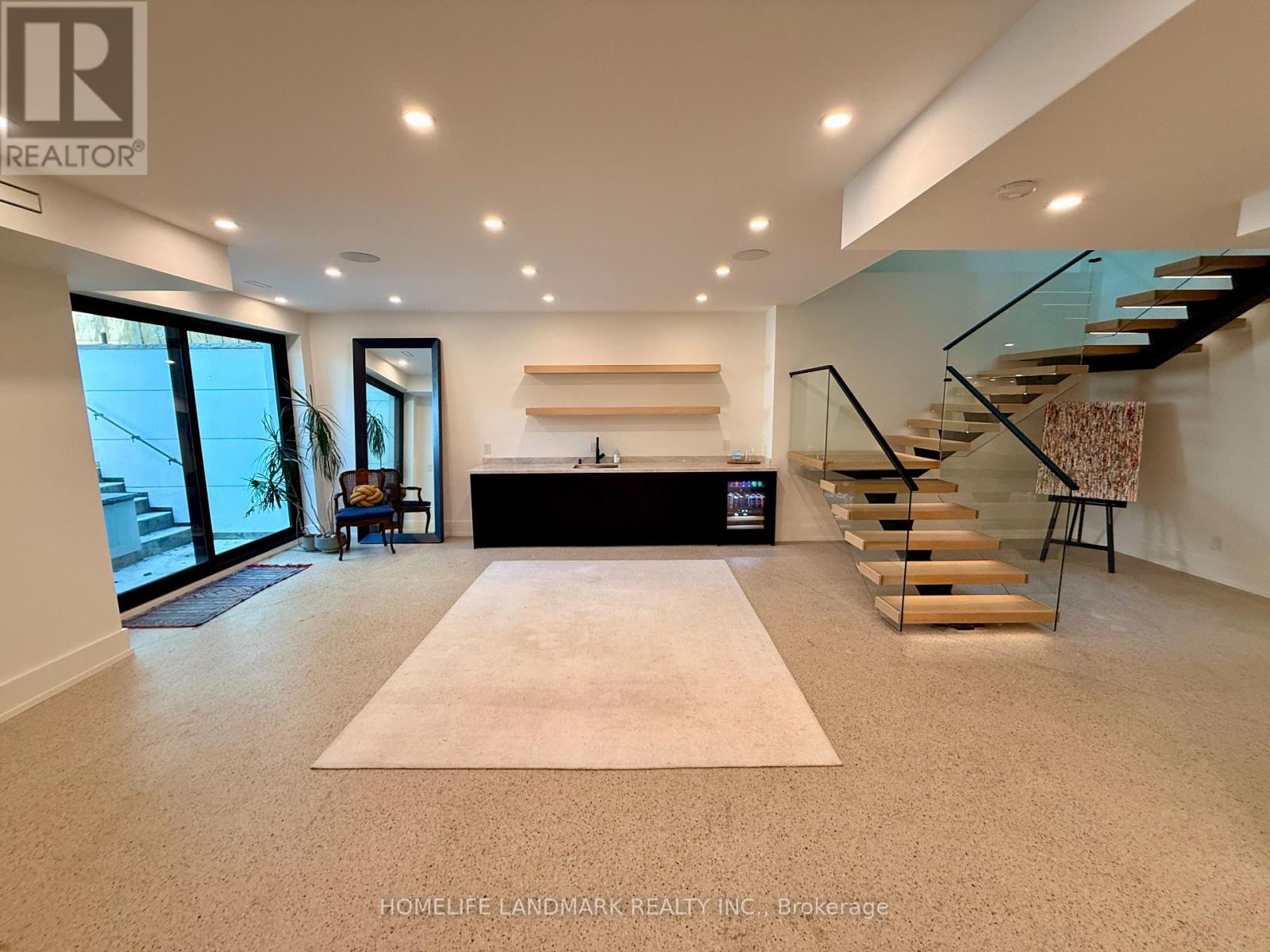 12 Bernice Avenue, Toronto, Ontario  M8Y 1Z6 - Photo 48 - W13711474