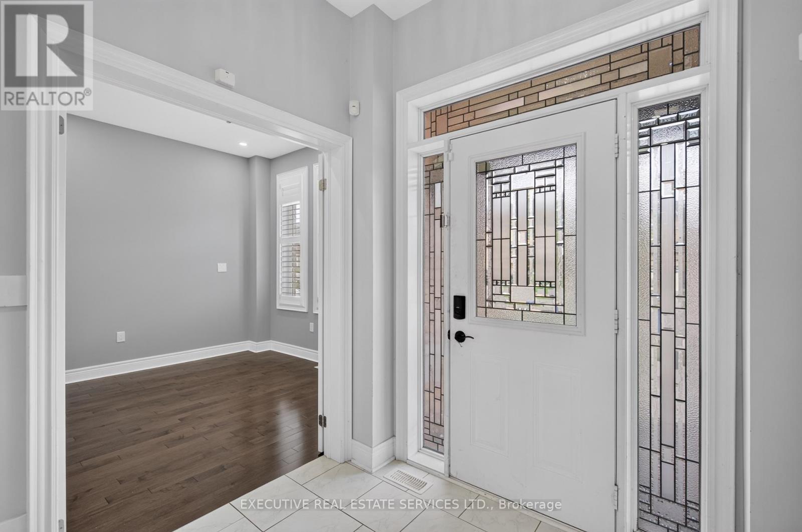 Upper - 4 Teal Crest Circle, Brampton, Ontario  L6X 2Z6 - Photo 8 - W13711486