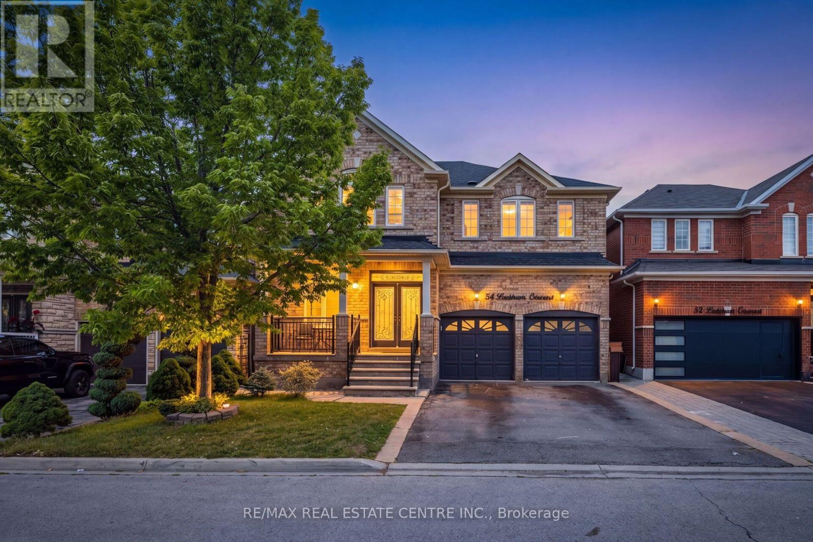 54 Lockburn Crescent, Brampton, Ontario  L7A 3W8 - Photo 1 - W13711490