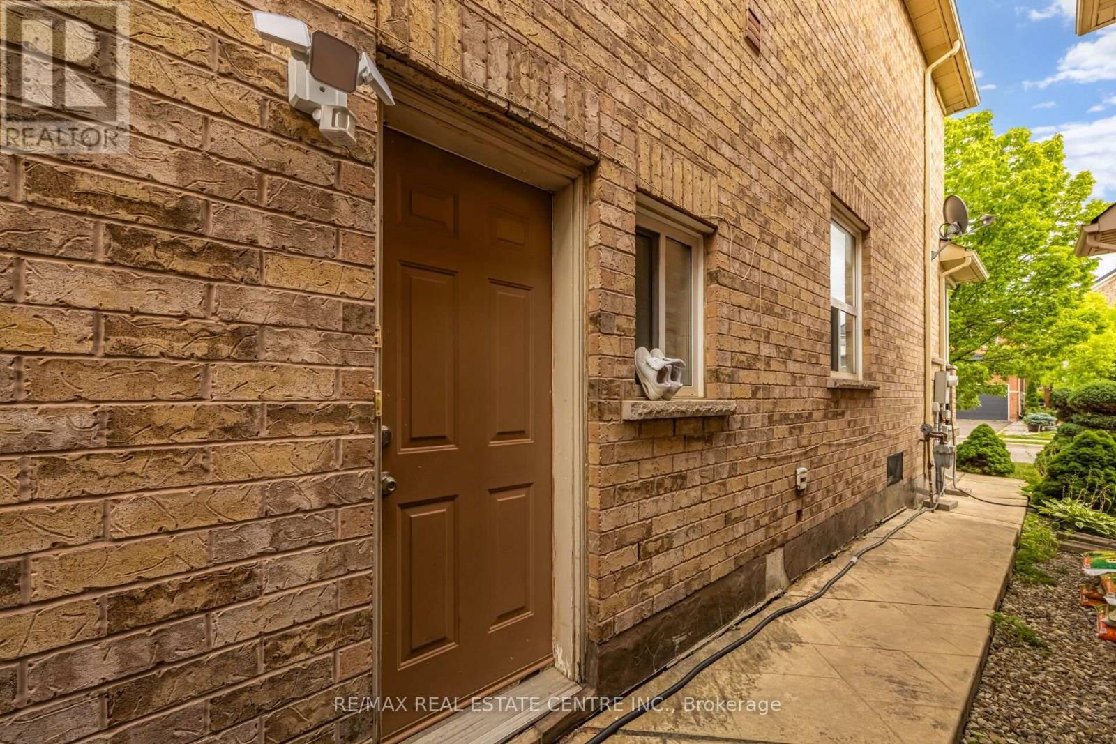 54 Lockburn Crescent, Brampton, Ontario  L7A 3W8 - Photo 40 - W13711490