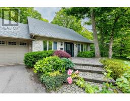 1941 FOUR SEASONS DRIVE, Burlington, Ontario