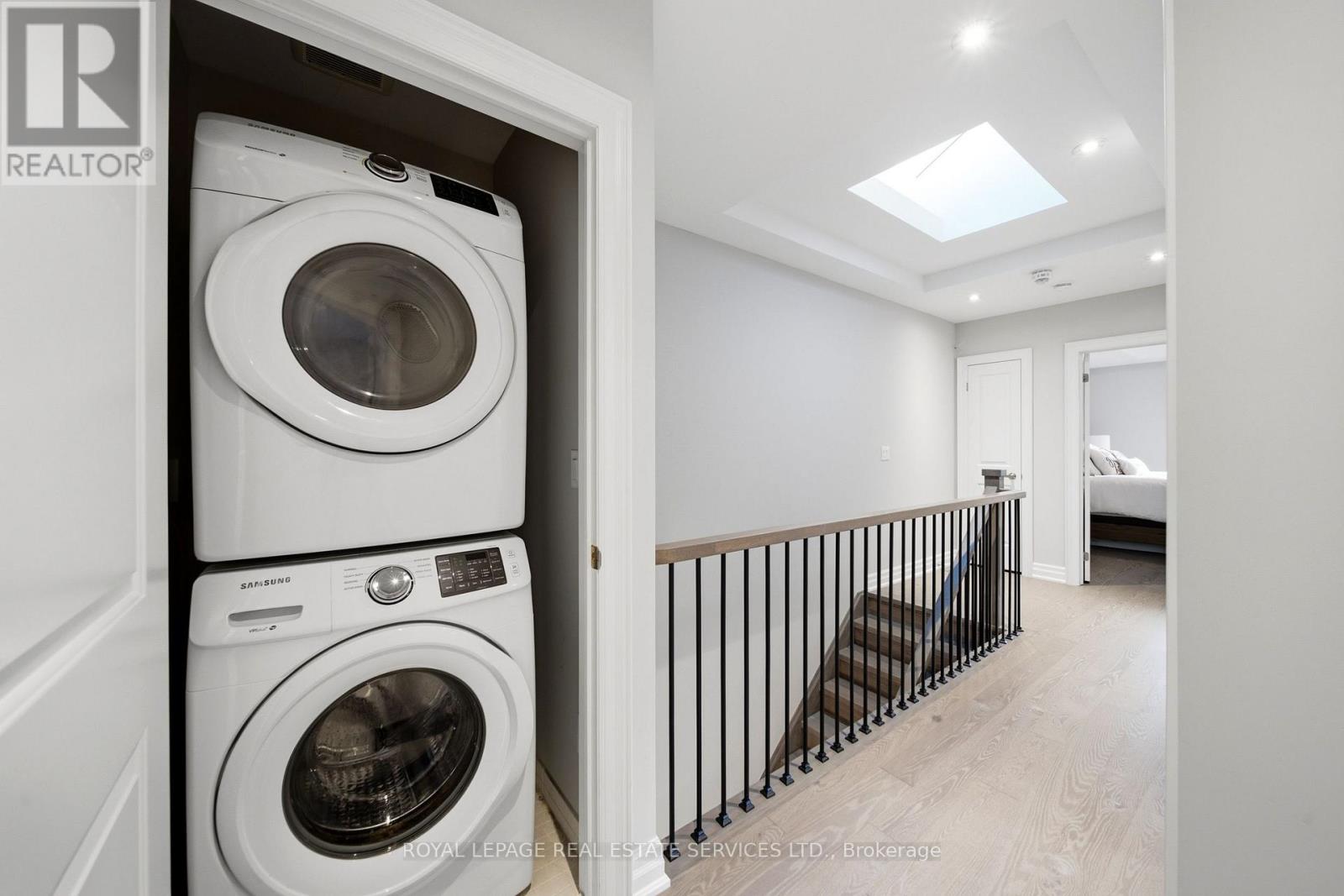 98 Foch Avenue S, Toronto, Ontario  M8W 3X8 - Photo 26 - W13711560