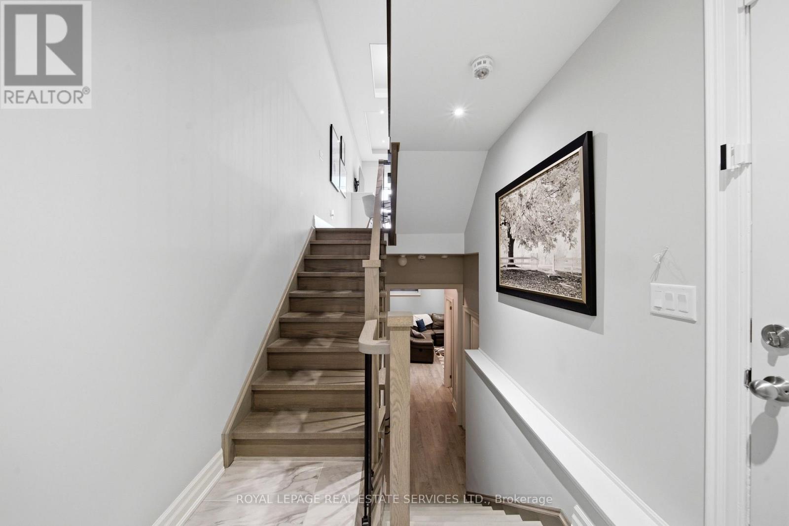 98 Foch Avenue S, Toronto, Ontario  M8W 3X8 - Photo 36 - W13711560