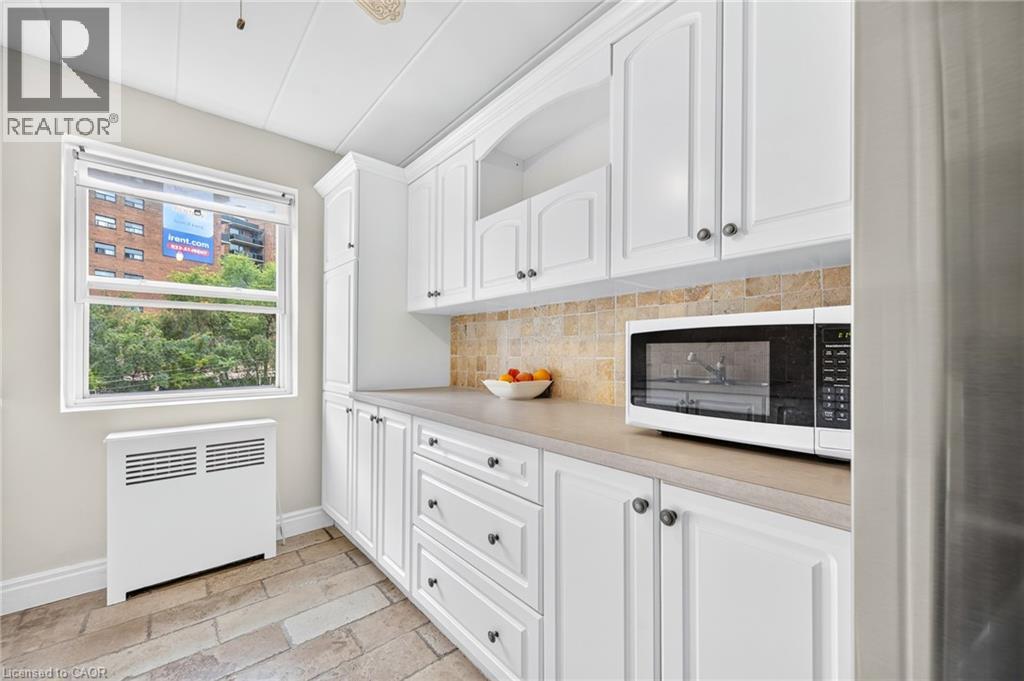 2422 New Street Unit# 9, Burlington, Ontario  L7R 1J6 - Photo 4 - 40845122