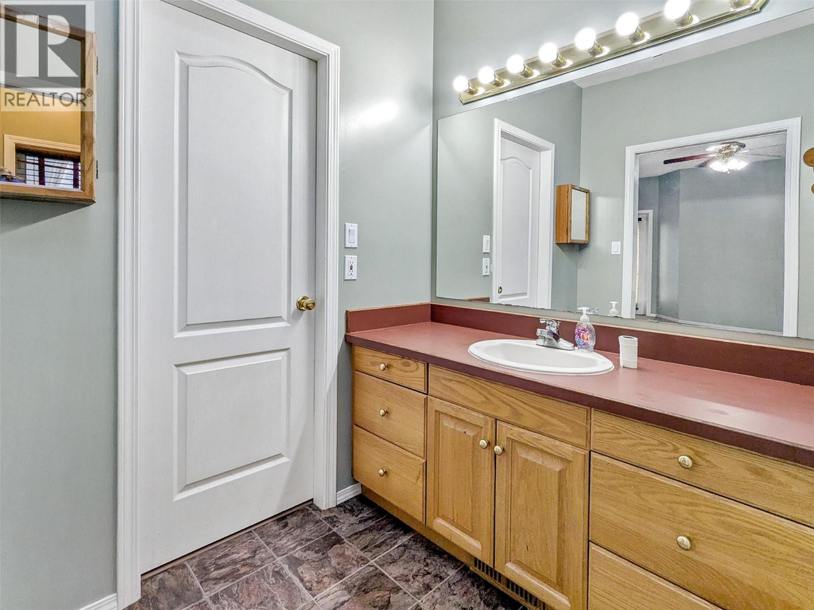 2222 Jenisa Road, Castlegar, British Columbia V1N 2L8 - Photo 29 - 10398540