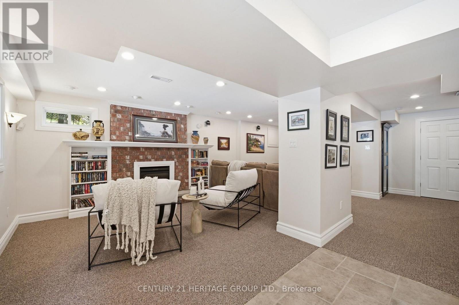 28 Taywood Court, Hamilton, Ontario  L9H 7A2 - Photo 35 - X13711570