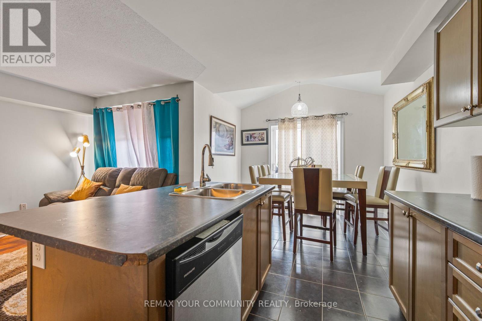 164 Dewell Crescent, Clarington, Ontario  L1E 0B9 - Photo 17 - E13589020