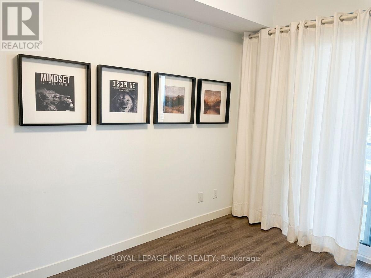 506 - 2093 Fairview Street, Burlington, Ontario  L7R 0E6 - Photo 2 - W13576332
