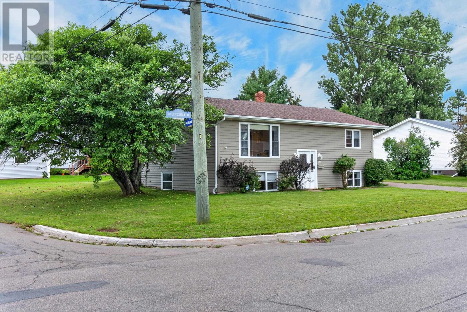 226 Arcona Street, Summerside, Prince Edward Island  C1N 2X2 - Photo 5 - 202621500