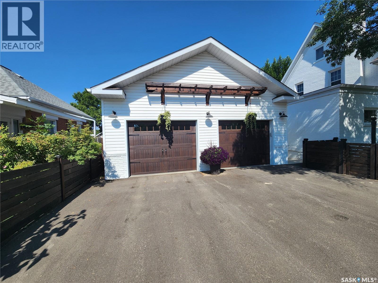 1401 3rd Street, Estevan, Saskatchewan  S4A 0S3 - Photo 49 - SK046597