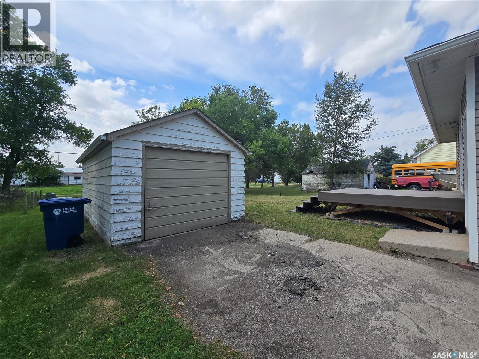 906 Pacific Street, Grenfell, Saskatchewan  S0G 2B0 - Photo 11 - SK046588