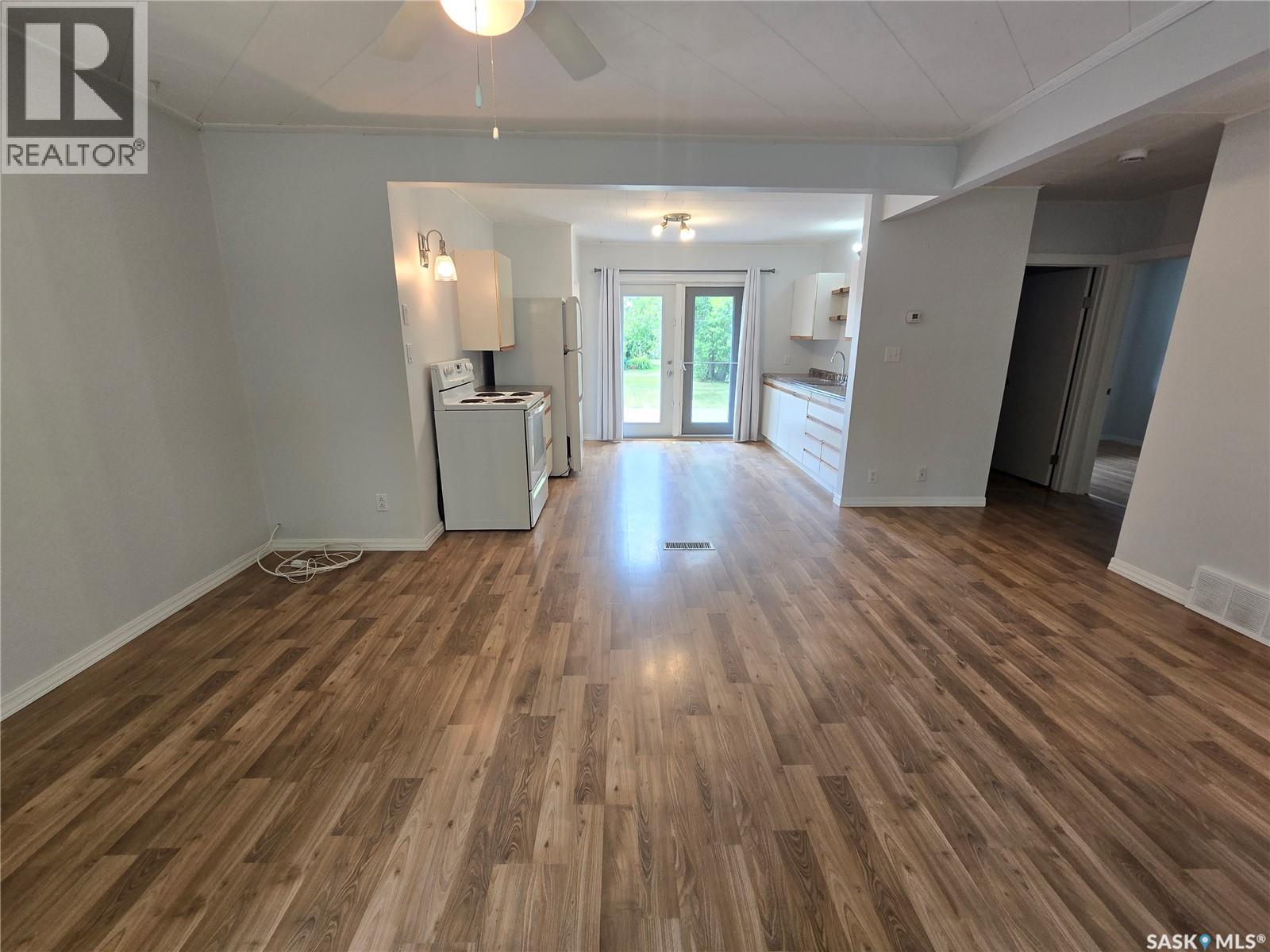 906 Pacific Street, Grenfell, Saskatchewan  S0G 2B0 - Photo 25 - SK046588