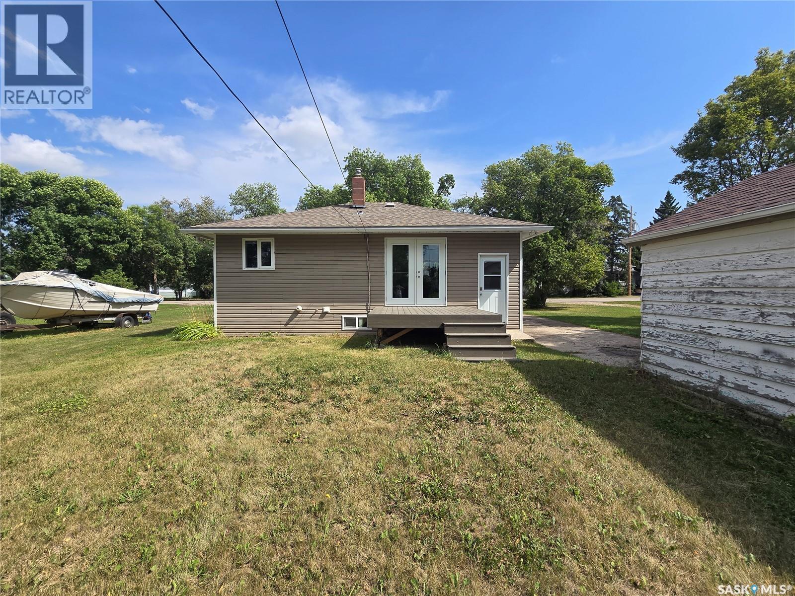906 Pacific Street, Grenfell, Saskatchewan  S0G 2B0 - Photo 3 - SK046588