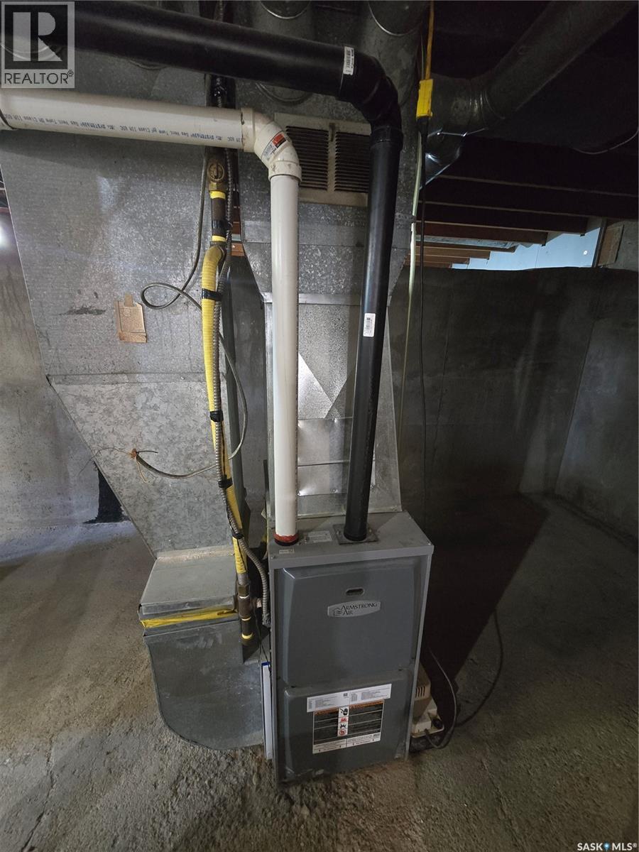 906 Pacific Street, Grenfell, Saskatchewan  S0G 2B0 - Photo 47 - SK046588