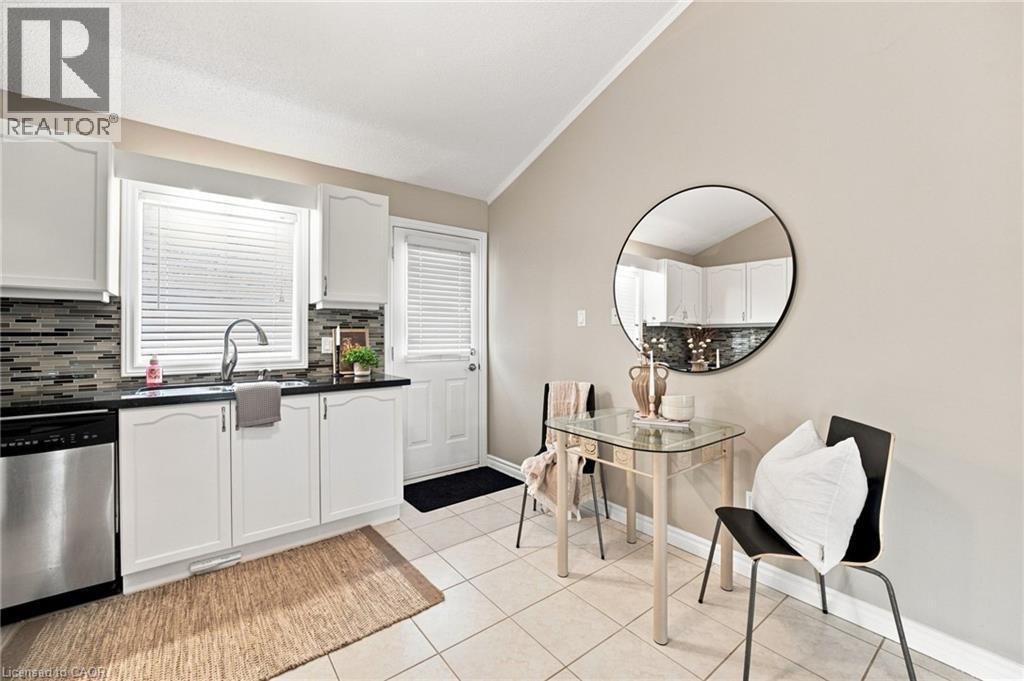 546 Jerseyville Road W, Hamilton, Ontario  L9G 3L5 - Photo 16 - 40858128
