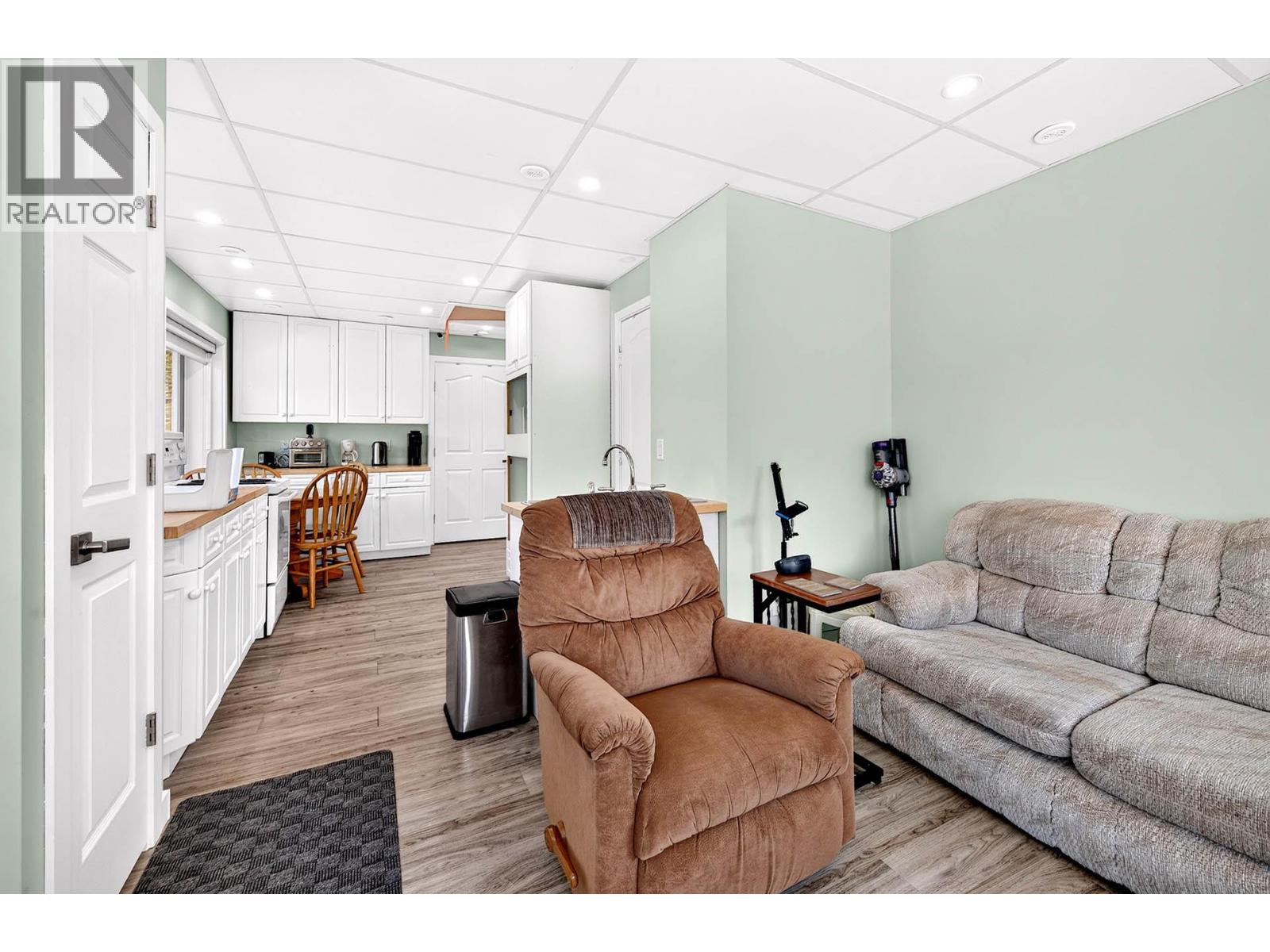 1711 Burman Road, Clearwater, British Columbia  V0E 1N0 - Photo 15 - 10397273