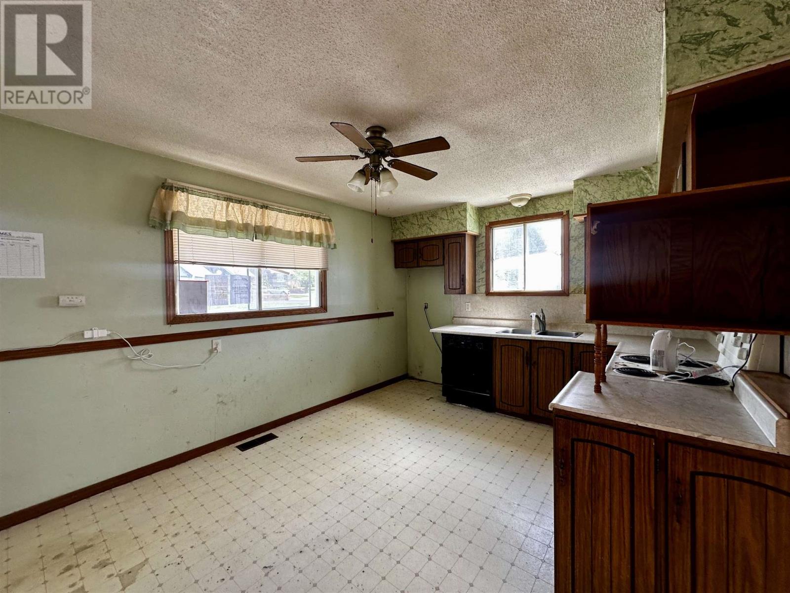 12 Lauzon Cres, Elliot Lake, Ontario  P5A 1J1 - Photo 8 - SM262310