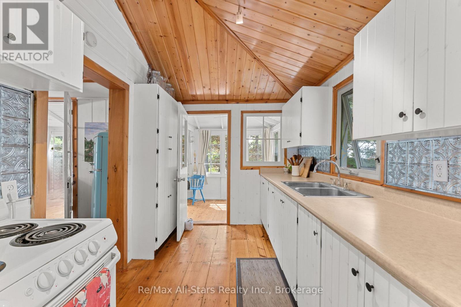 21 Third Street, Kawartha Lakes, Ontario  K0M 1N0 - Photo 11 - X13711704