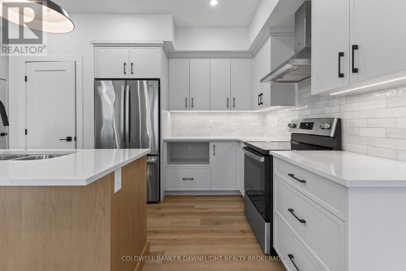 117 James Street, North Middlesex, Ontario  N0M 1A0 - Photo 7 - X13711716