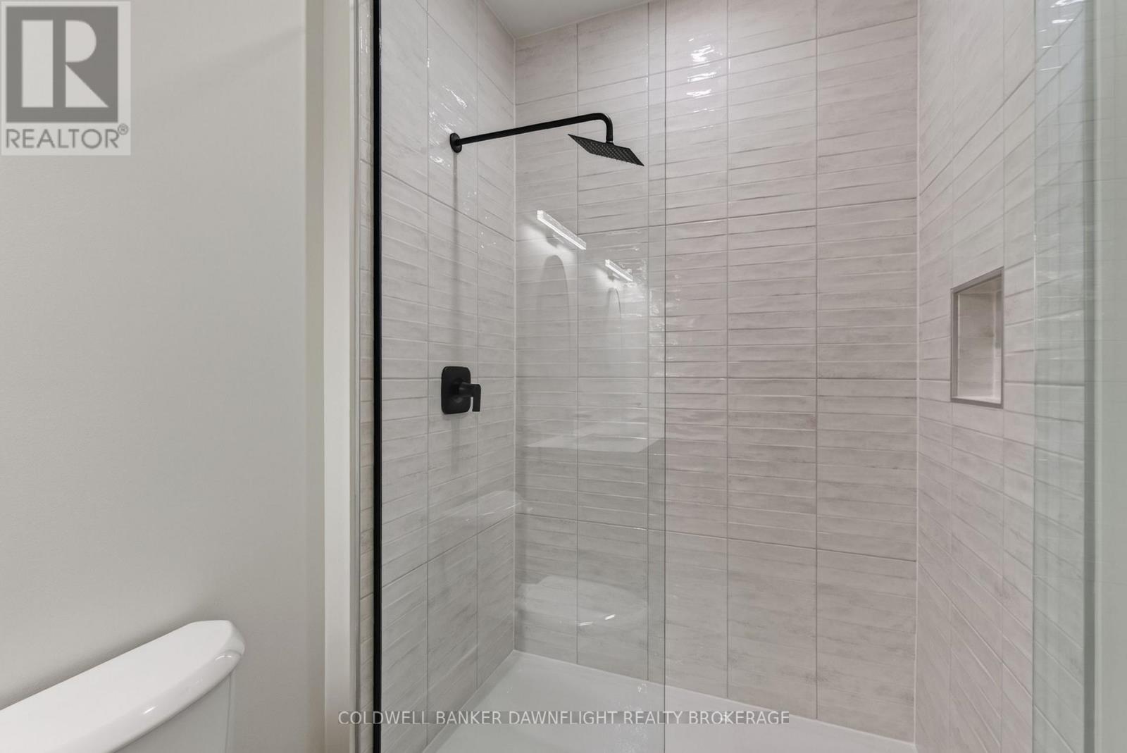 119 James Street, North Middlesex, Ontario  N0M 1A0 - Photo 18 - X13711720
