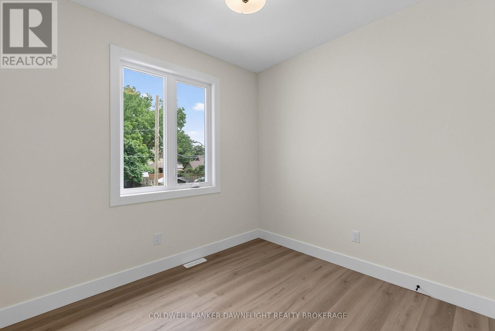 119 James Street, North Middlesex, Ontario  N0M 1A0 - Photo 20 - X13711720