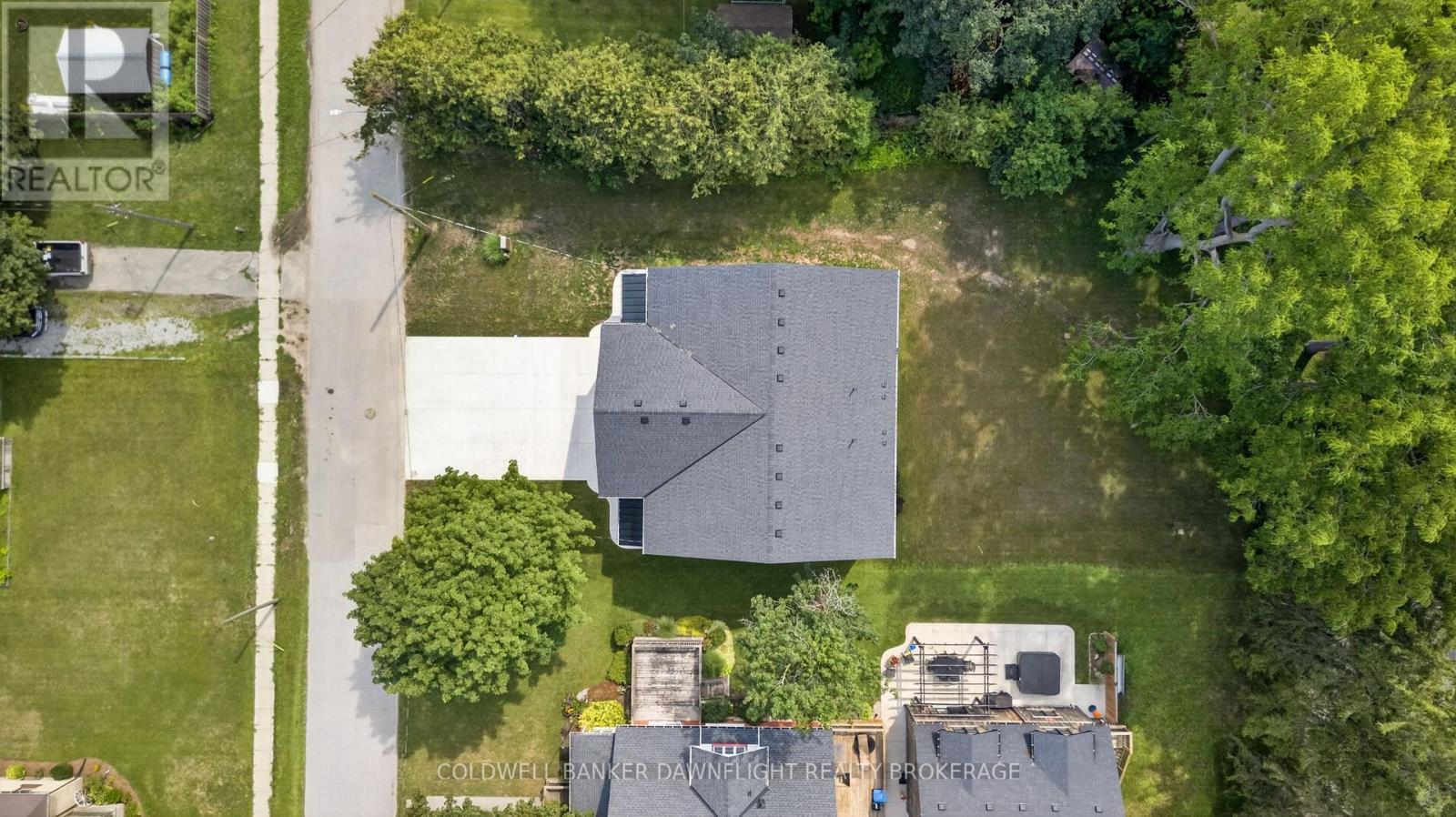 119 James Street, North Middlesex, Ontario  N0M 1A0 - Photo 37 - X13711720
