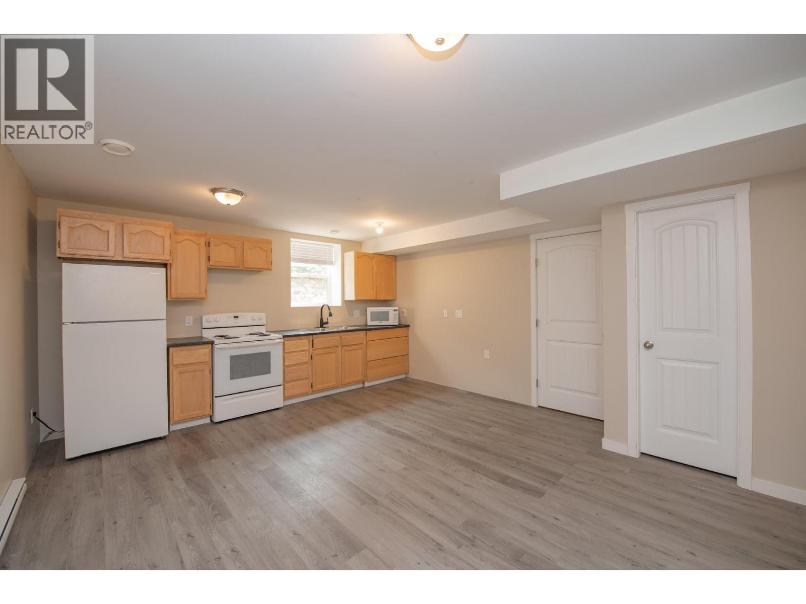 1808 Skyview Crescent, Lumby, British Columbia  V0E 2G0 - Photo 29 - 10396933