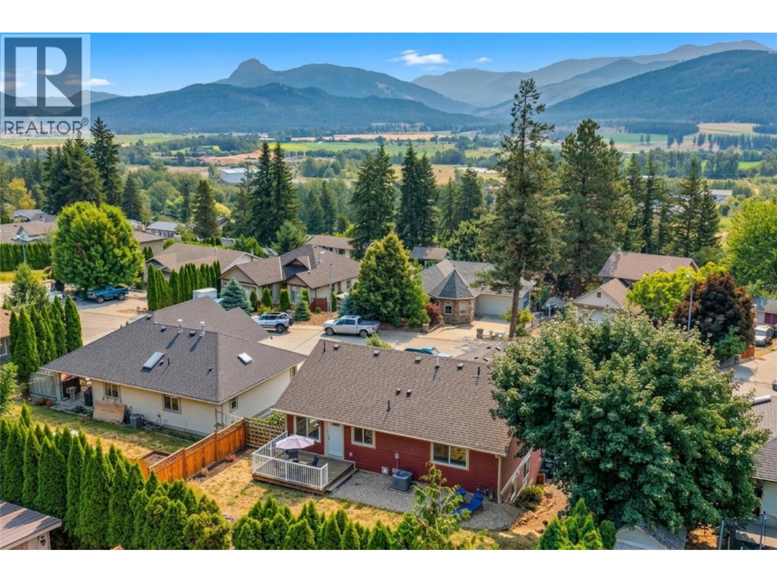 1808 Skyview Crescent, Lumby, British Columbia  V0E 2G0 - Photo 54 - 10396933