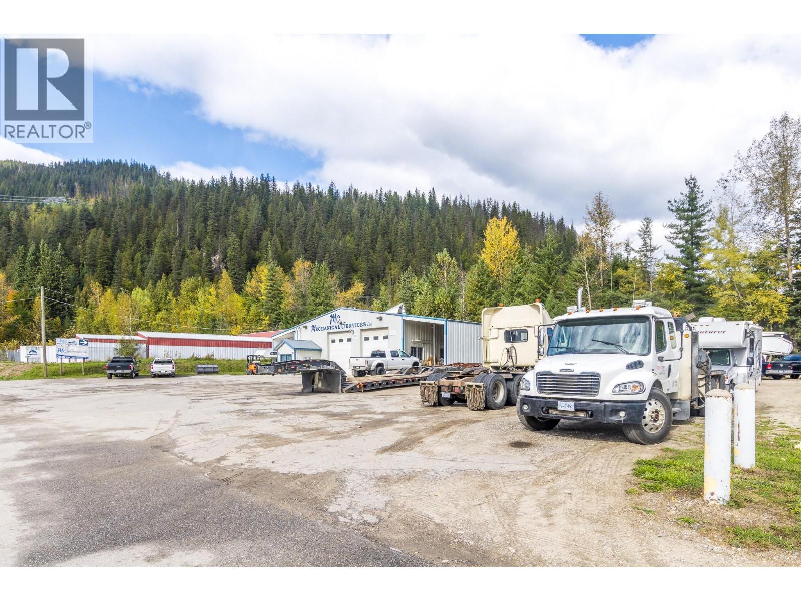 2376 Boulder Road, Revelstoke, British Columbia  V0E 2S0 - Photo 29 - 10398490