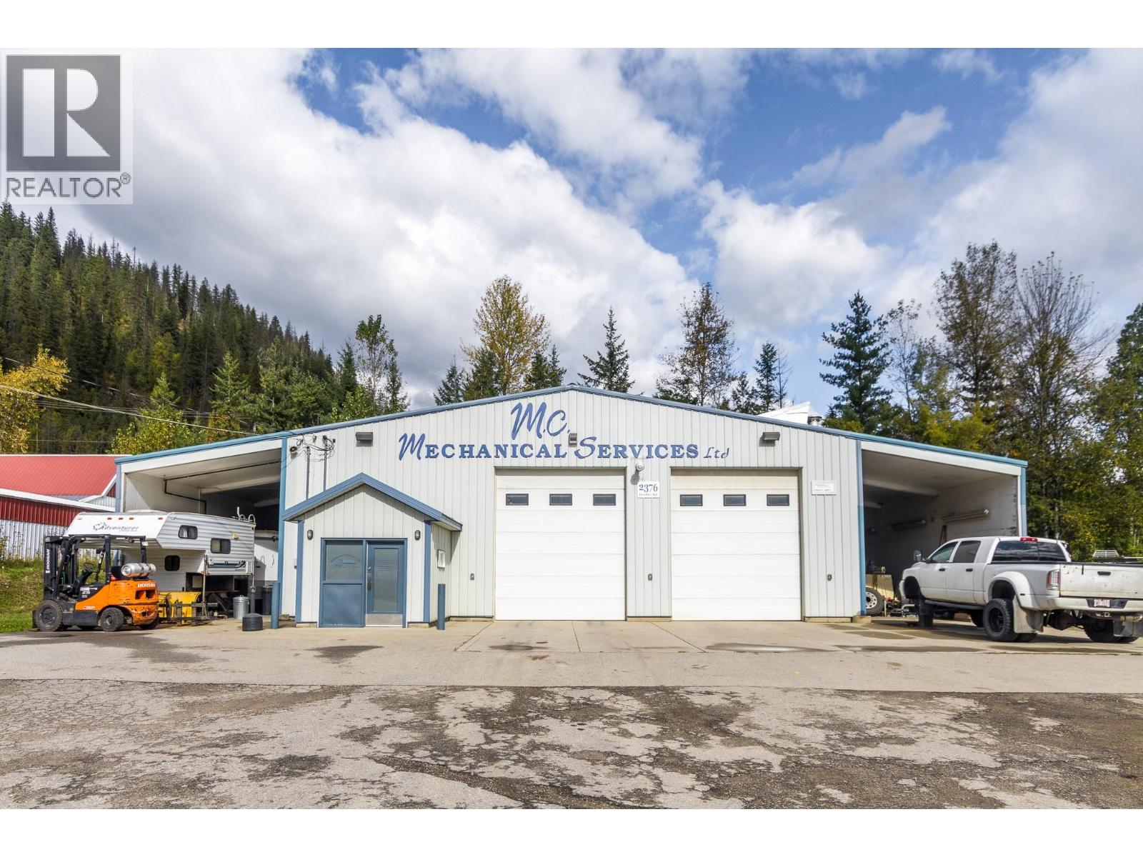 2376 Boulder Road, Revelstoke, British Columbia  V0E 2S0 - Photo 5 - 10398490