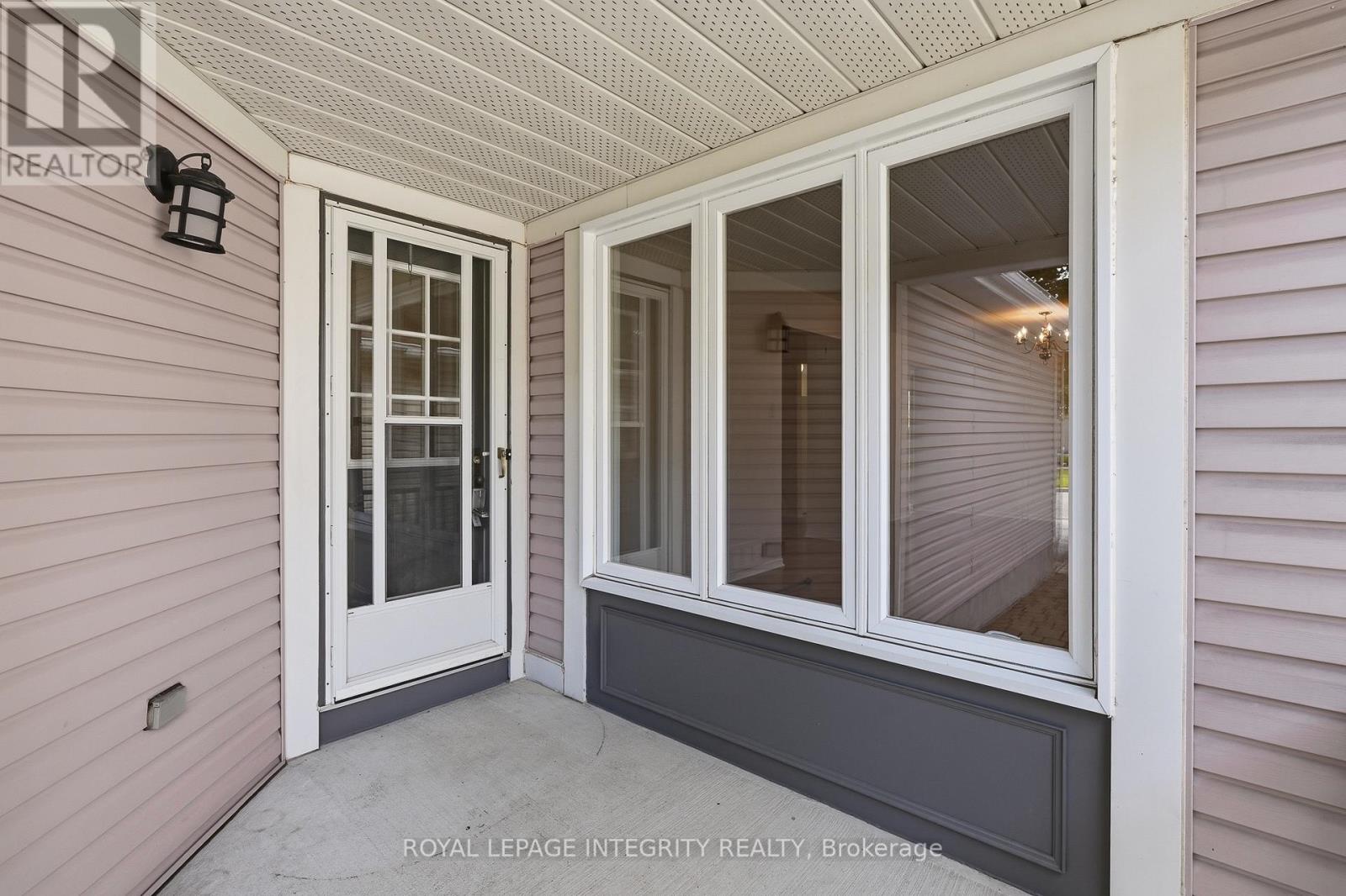 6536 Tooney Drive, Ottawa, Ontario  K1C 7G9 - Photo 4 - X13711624