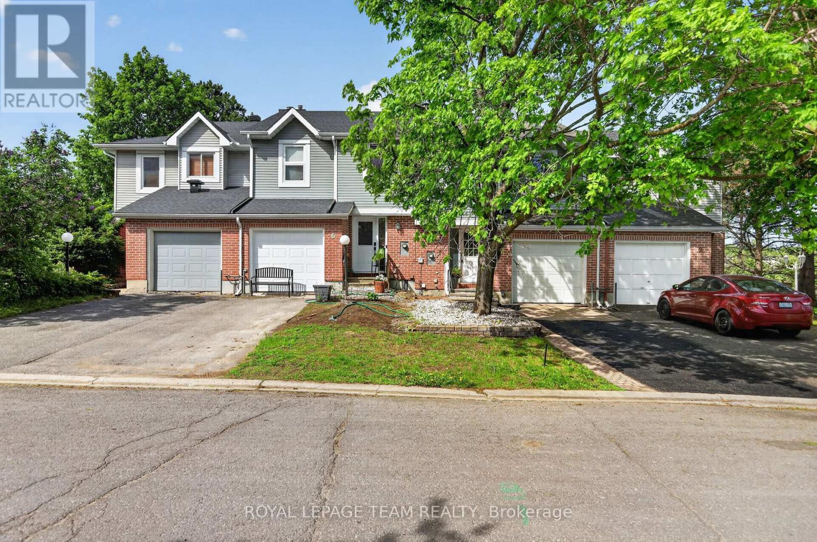 4 Mill Hill Road, Ottawa, Ontario  K2H 9N4 - Photo 2 - X13711654