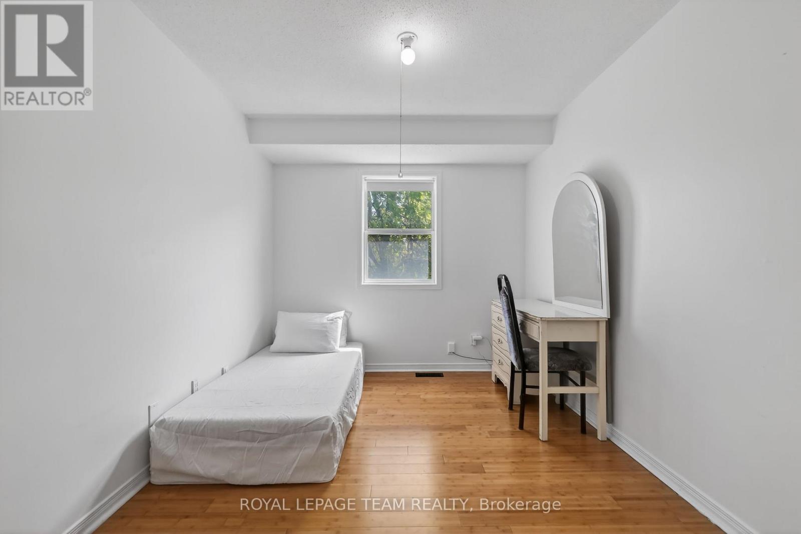 4 Mill Hill Road, Ottawa, Ontario  K2H 9N4 - Photo 22 - X13711654