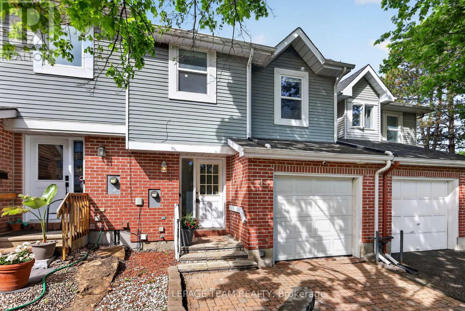4 Mill Hill Road, Ottawa, Ontario  K2H 9N4 - Photo 3 - X13711654