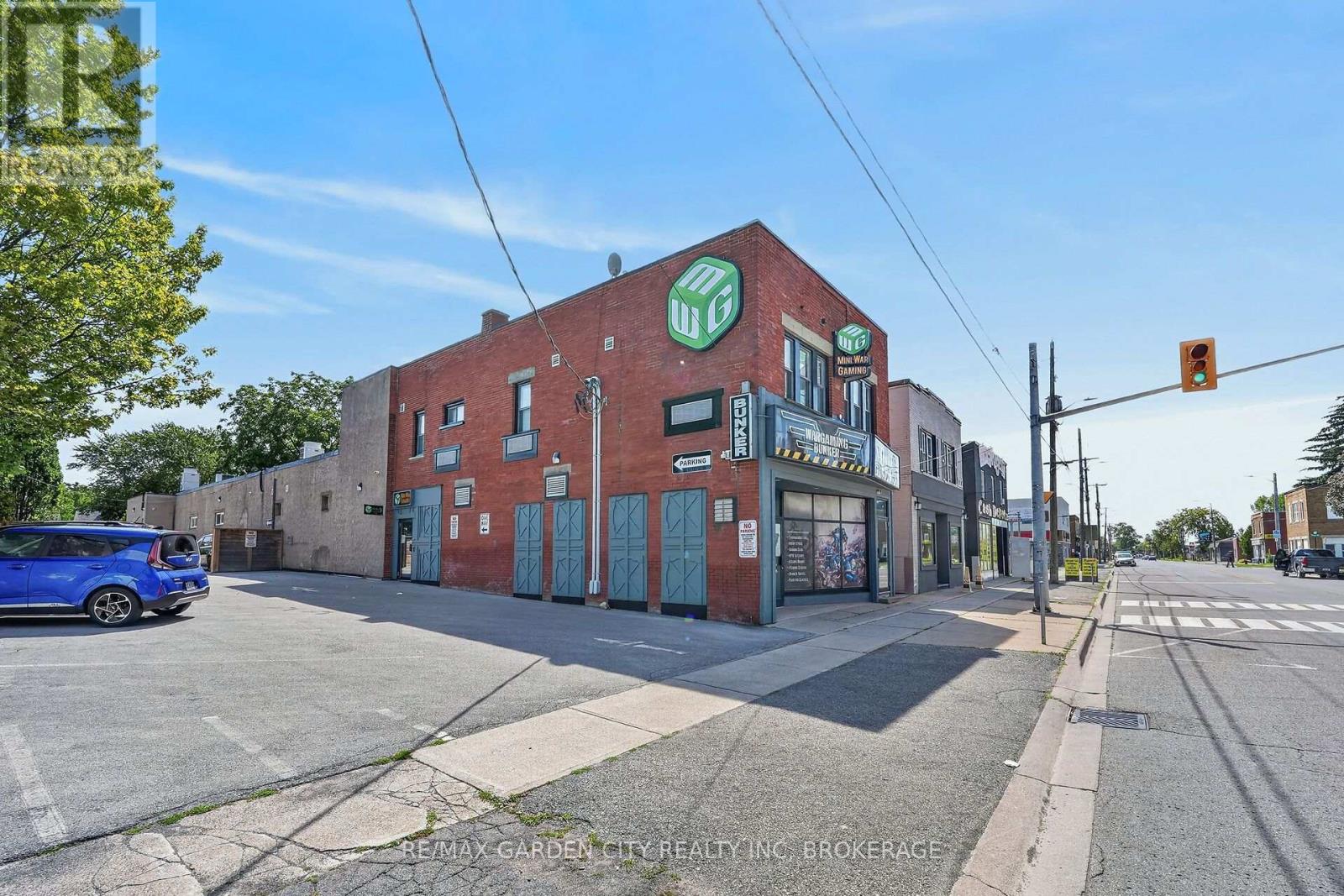214 KING STREET, Welland, Ontario